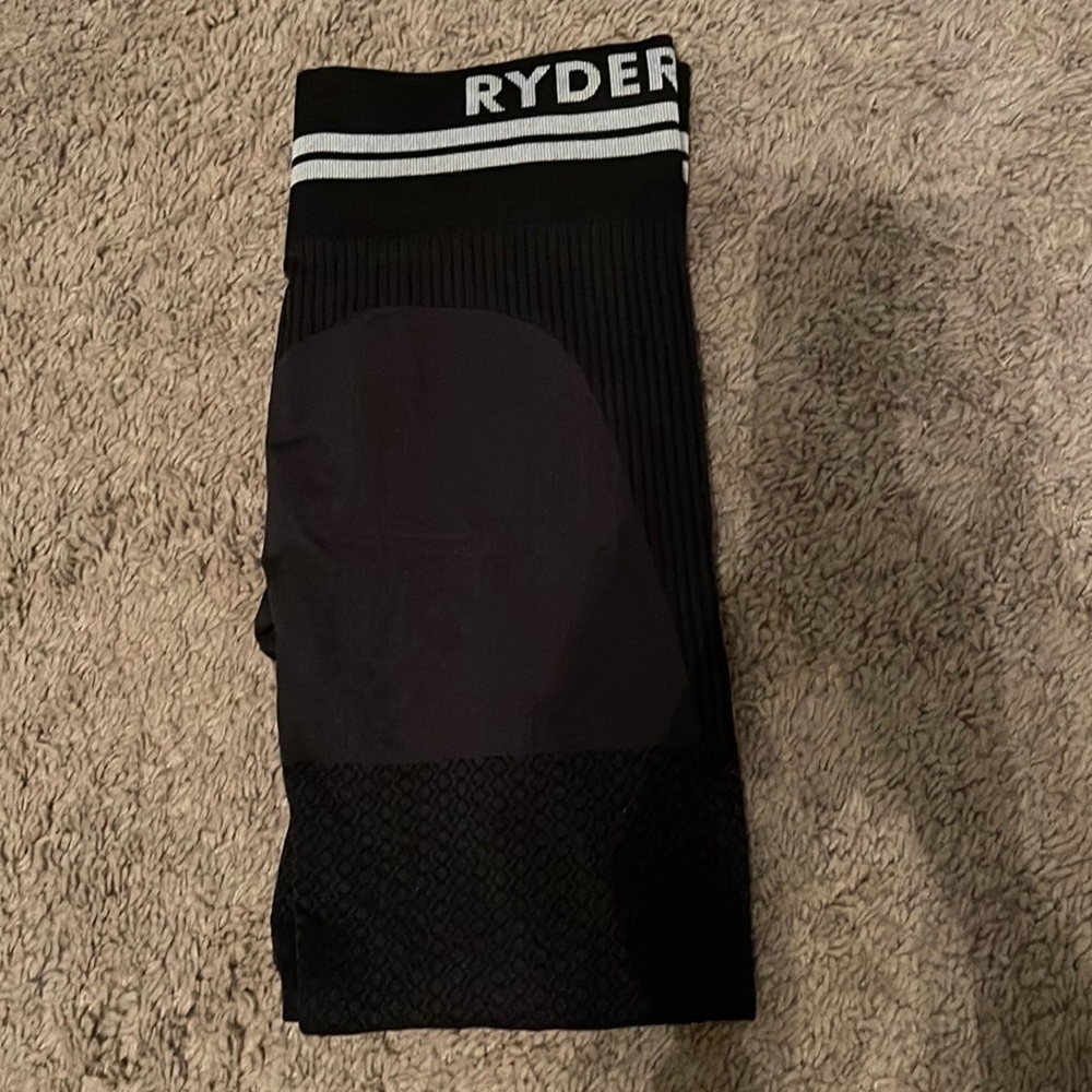 RYDERWEAR LEGGINGS
